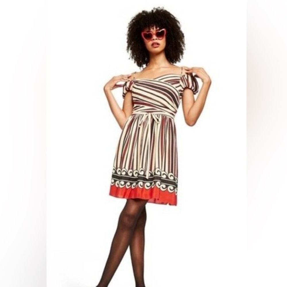 Anna Sui Target Dress Juniors 5 Cream Striped 100% Silk Short Sleeve Party